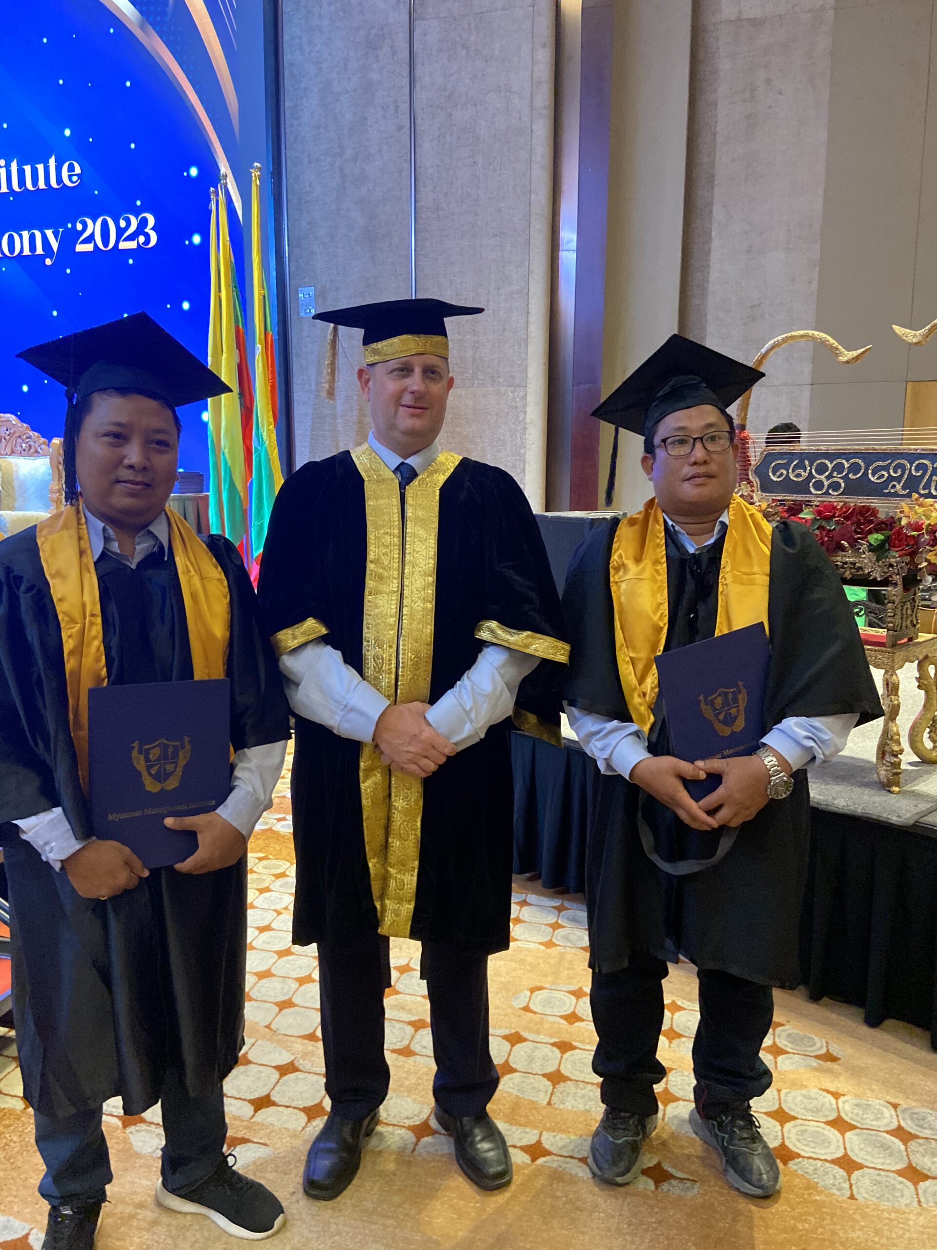 Graduates and participants at the MMI Graduation 2023
