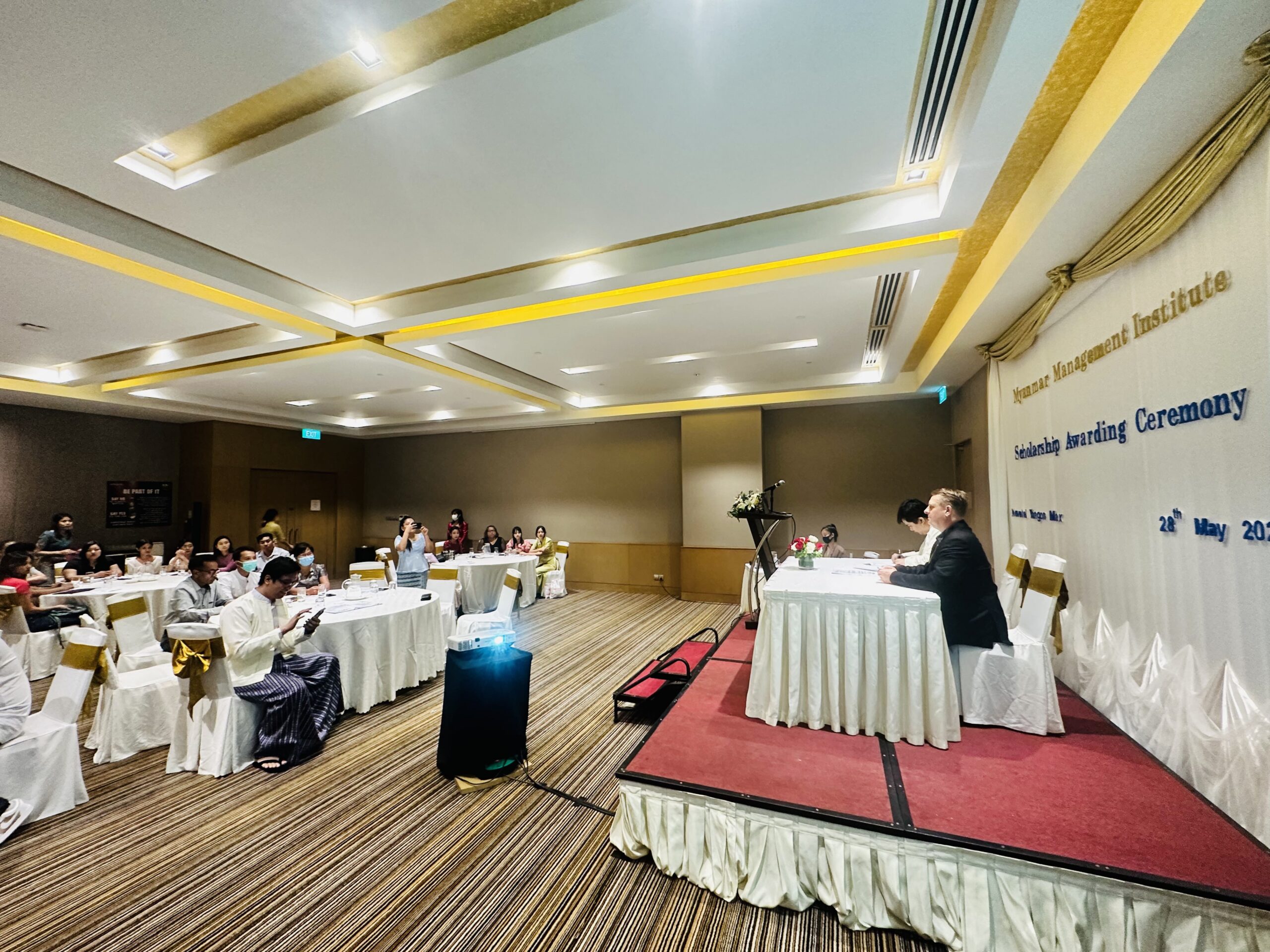 Scholarship ceremony involving Myanmar Management Institute and IBSS